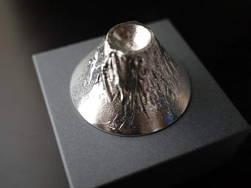 Handcrafted Cold Sake Cup - Nousaku 40ml Mount Fuji-Inspired Guinomi-Kiichin - The #1 Place for Japanese Goods in Your Hand!