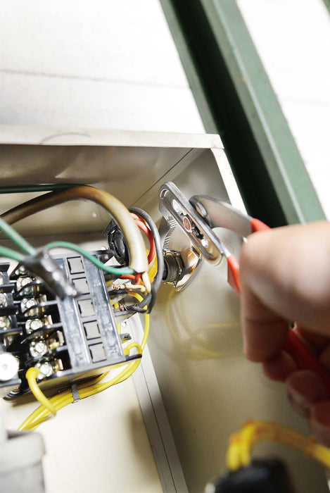 Igarashi Plyer Monster 200mm Light Plastic Blade Made in Japan Tsubame Sanjo-Kiichin - The #1 Place for Japanese Goods in Your Hand!