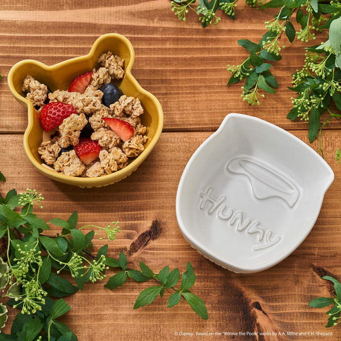 Le Creuset Disney Winnie The Pooh Mini Dish Set Cotton Quince Yellow Safe-Kiichin - The #1 Place for Japanese Goods in Your Hand!