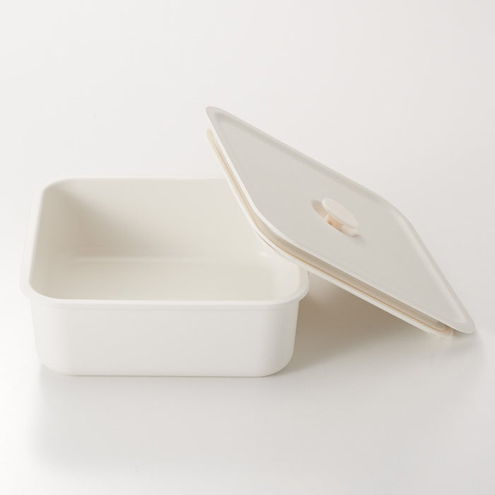 Muji White Square Polypropylene Lunch Box with Valve 460ml Storage Container