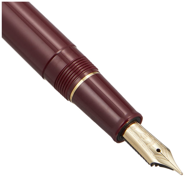 Sailor Fountain Pen Profit Casual with Gold Trim Red Medium Point 11-0570-430-Kiichin - The #1 Place for Japanese Goods in Your Hand!