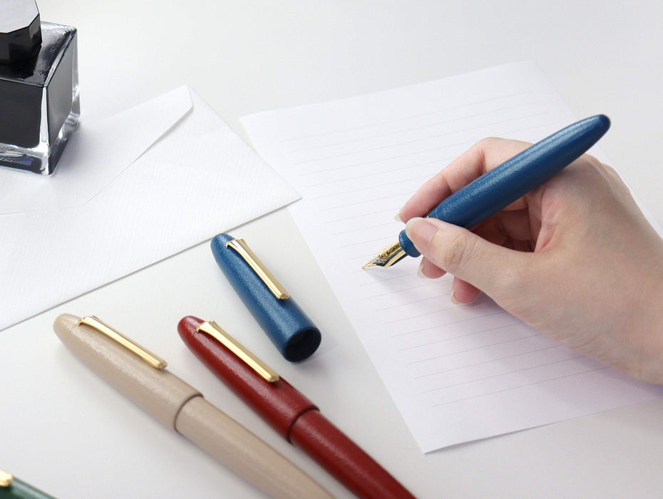 Sailor Fountain Pen - Traditional Lacquer Art Ayaga Suho Bold 10-1584-630-Kiichin - The #1 Place for Japanese Goods in Your Hand!