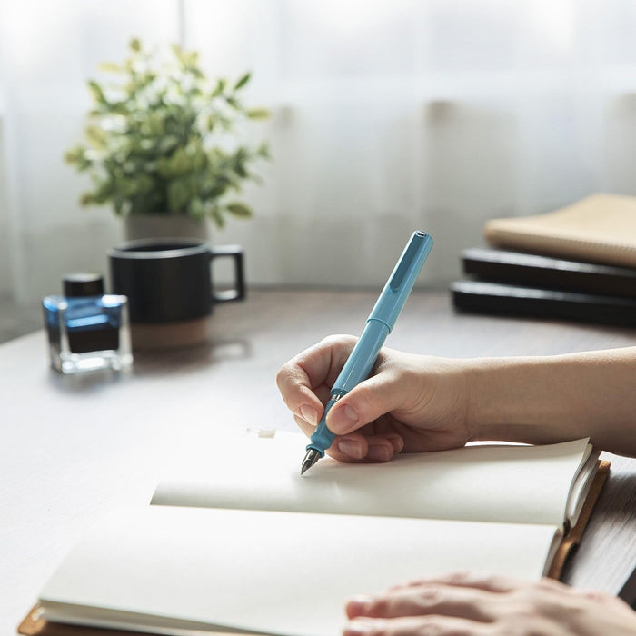 Sailor Tuzu Adjust Fountain Pen Light Blue Bold Nib Self-Packaged 12-0541-641