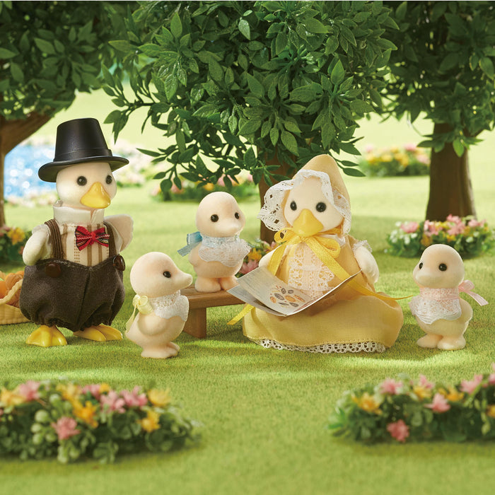 Epoch Sylvanian Families Seasonal Duck Family Toy Dollhouse C-64 St Mark Certified for 3+ Years-Kiichin - The #1 Place for Japanese Goods in Your Hand!