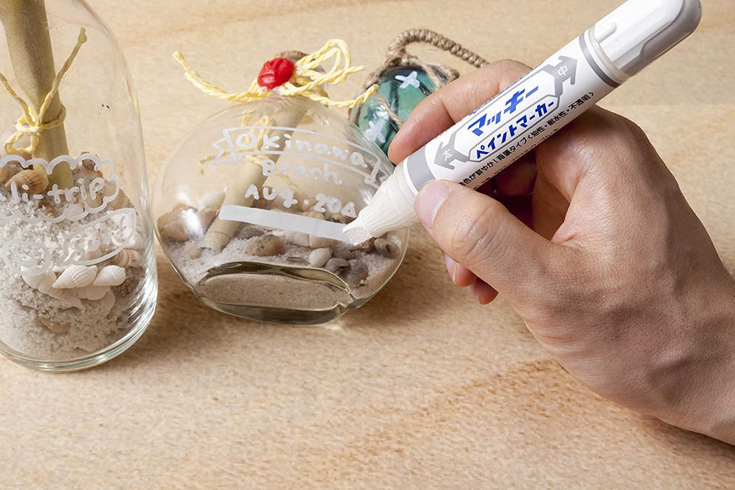 Zebra Oil Pen Mackie White Paint Marker Set of 3 Model Yyt20-Az-W3-Kiichin - The #1 Place for Japanese Goods in Your Hand!