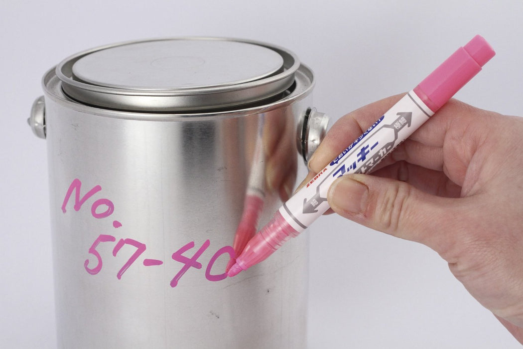 Zebra Silver Mackie Paint Permanent Marker Extra Fine P-Yyts20-S-Kiichin - The #1 Place for Japanese Goods in Your Hand!