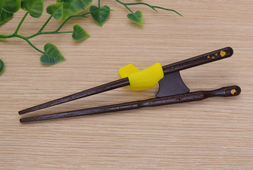 Ishida Japan Kids' Right-Handed Corrective Chopsticks 16.5cm-Kiichin - The #1 Place for Japanese Goods in Your Hand!