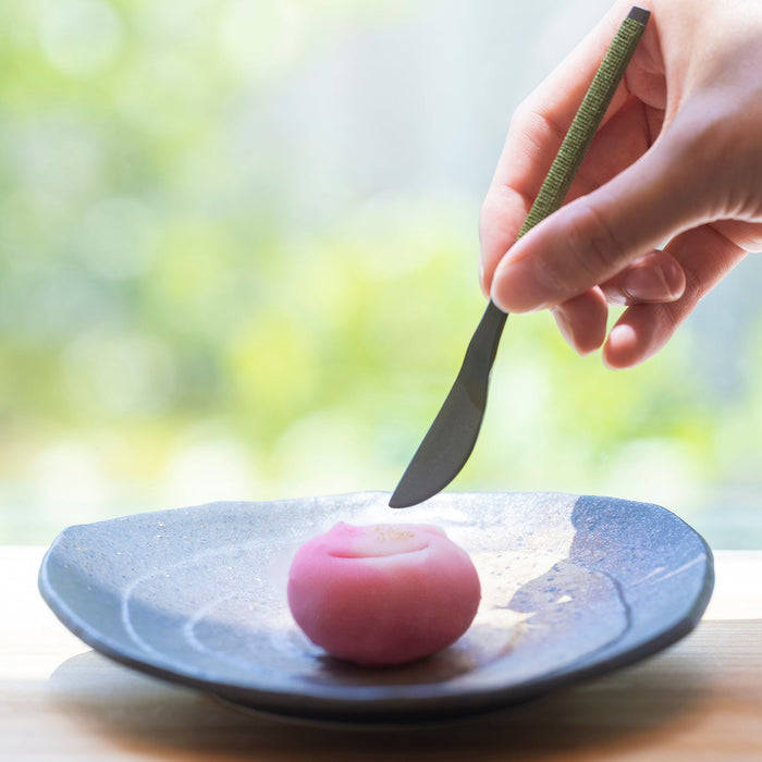 Sakurai J-Tone Stainless Steel Japanese Sweets Knife - Saya Black-Kiichin - The #1 Place for Japanese Goods in Your Hand!
