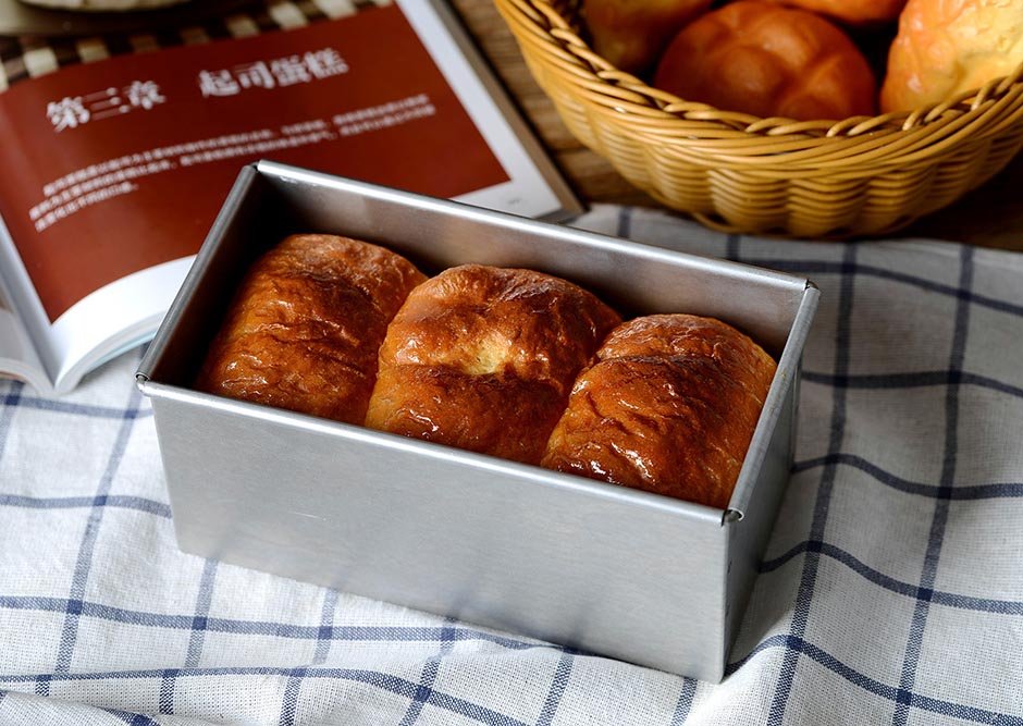 Tiger Crown Japan Bread Mold - Silver 96X192X97Mm 1.0 Loaf Aluminized Sliding Lid-Kiichin - The #1 Place for Japanese Goods in Your Hand!