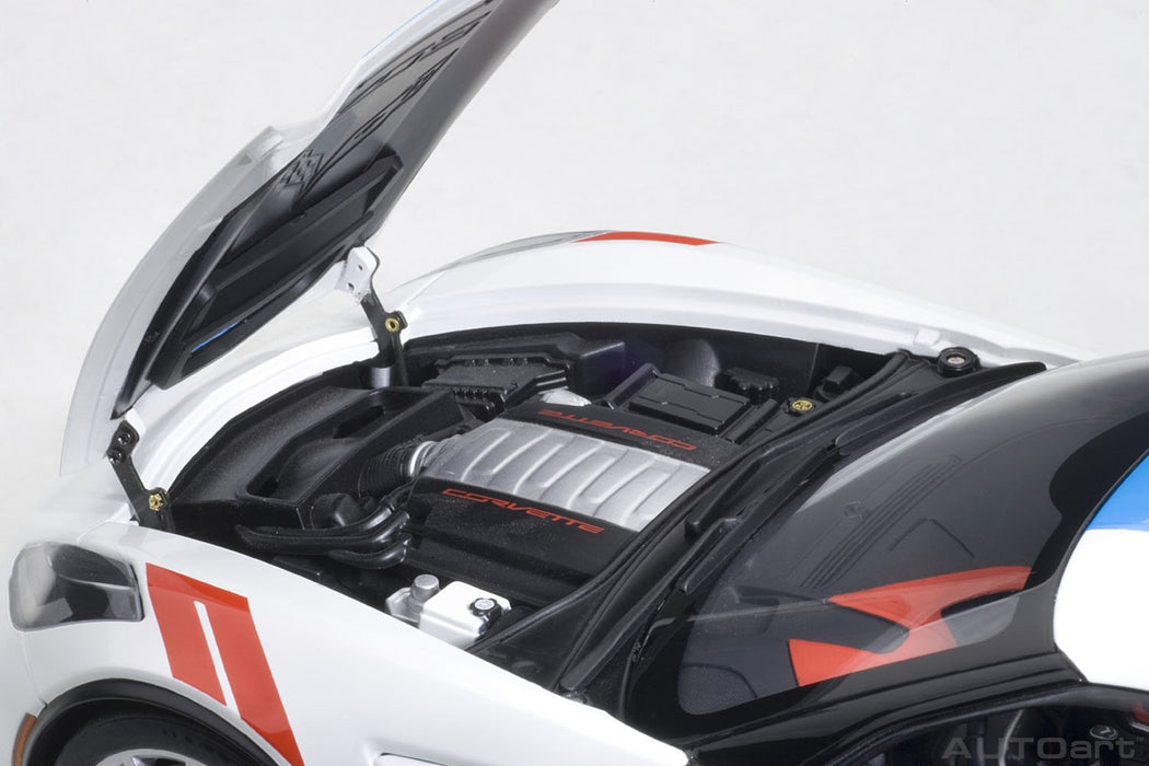 Autoart 1/18 Corvette C7 Gransport White/Blue Red Hashmark-Kiichin - The #1 Place for Japanese Goods in Your Hand!