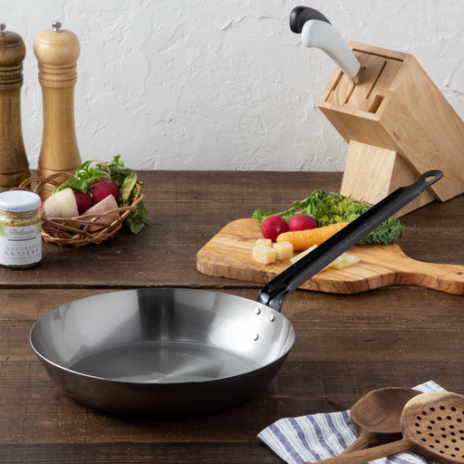 Endo Shoji 22cm Iron Frying Pan: Non-Stick IH Compatible Durable Design-Kiichin - The #1 Place for Japanese Goods in Your Hand!