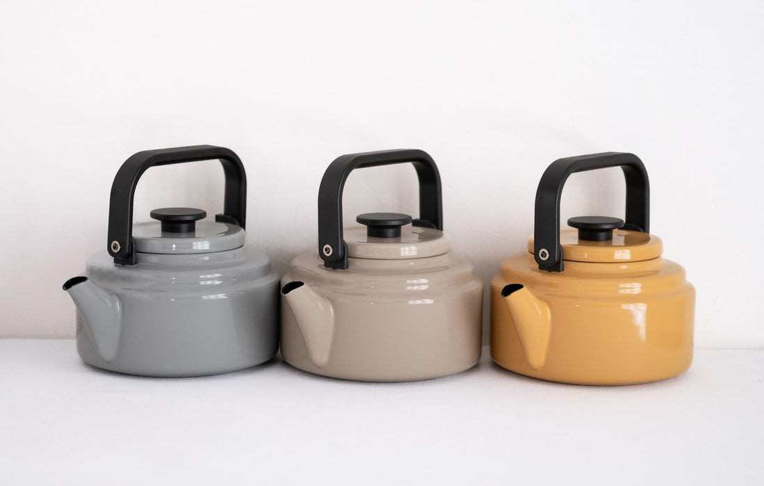 Noda Horo Amukettle Enamel IH Compatible Heat Resistant Gray 2L Kettle