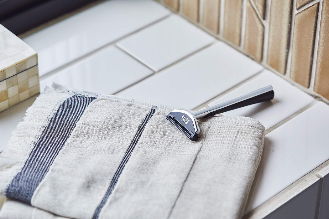 Schick Super II Plus Razor - High Quality Performance with Schick Comfort-Kiichin - The #1 Place for Japanese Goods in Your Hand!