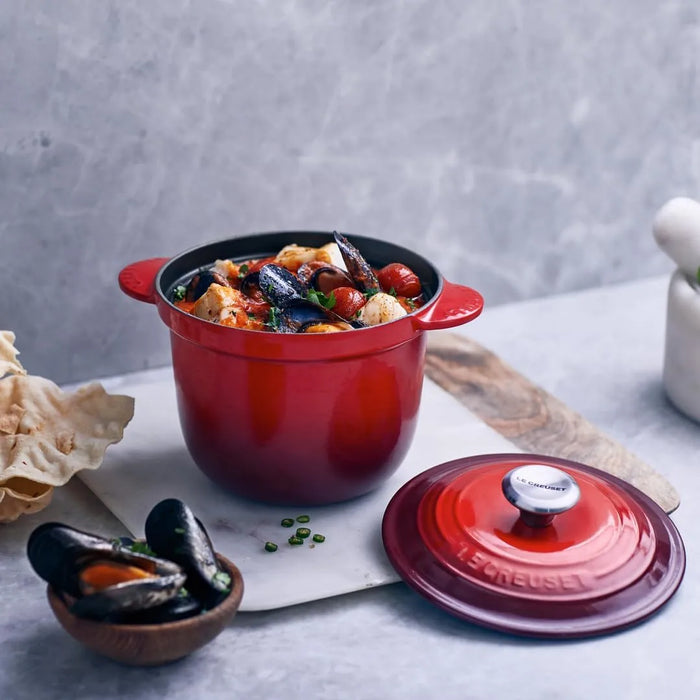 Le Creuset Cast Enameled Two-Handed Cocotte Pot 18 Cherry Red Oven Safe Le Creuset