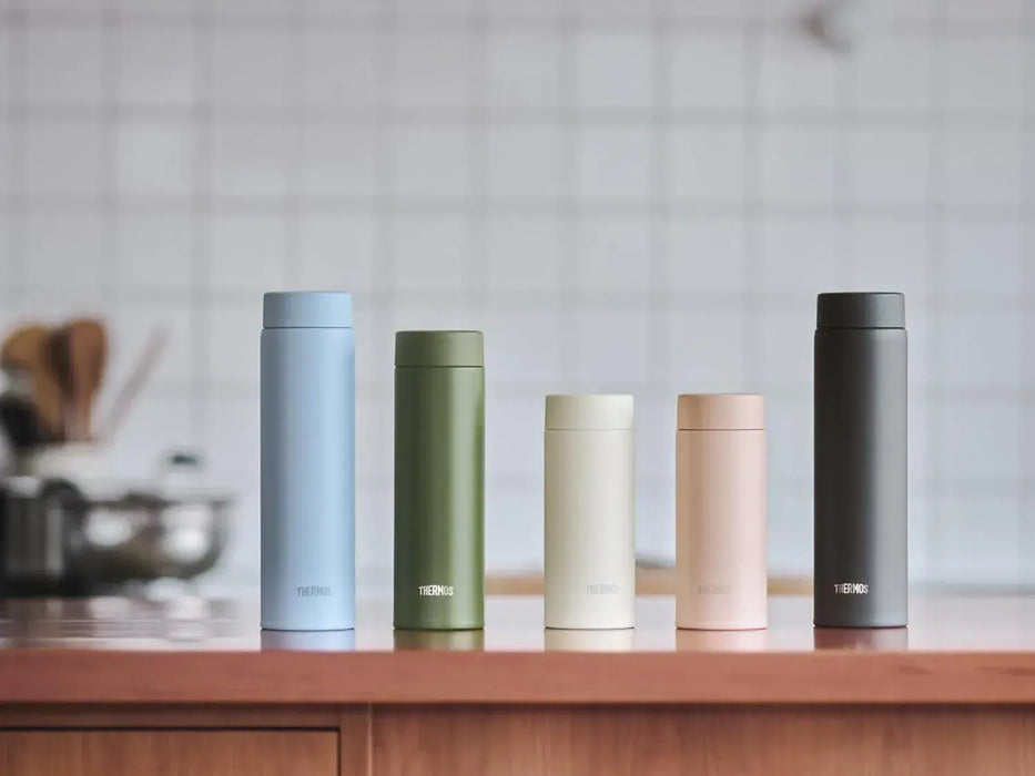 Thermos Vacuum Insulated Water Bottle 20.3oz Dishwasher Safe