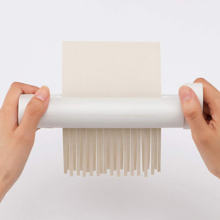 Mujirushi Ryohin Compact Hand Shredder - Japan's Finest-Kiichin - The #1 Place for Japanese Goods in Your Hand!