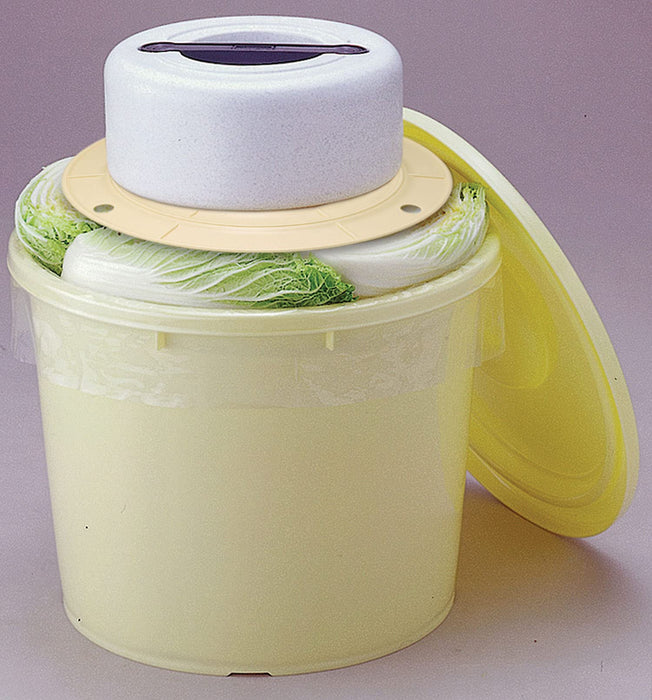 Squirrel 10L Ivory Round Pickles Barrel - Made In Japan - Sanitary Test Passed-Kiichin - The #1 Place for Japanese Goods in Your Hand!